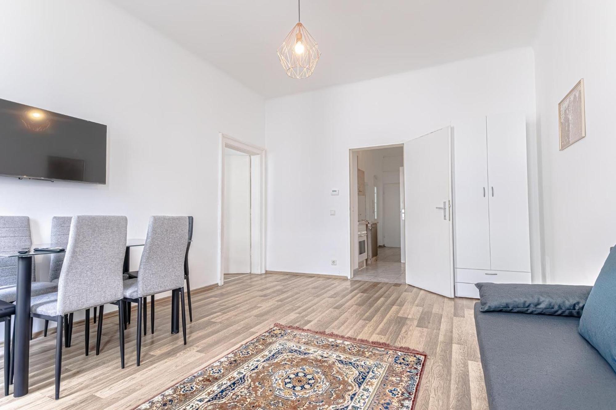Explore Vienna 2Br And 1Lr Retreat Near Westbahnhof المظهر الخارجي الصورة